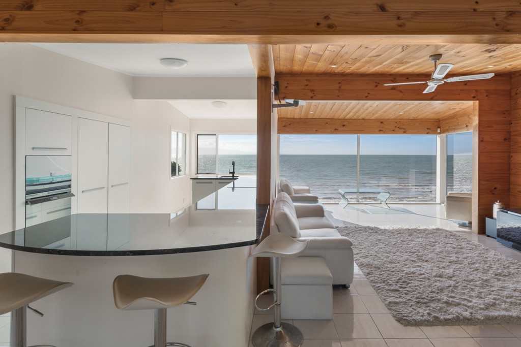 144 Thames Coast Road, Whakatete Bay