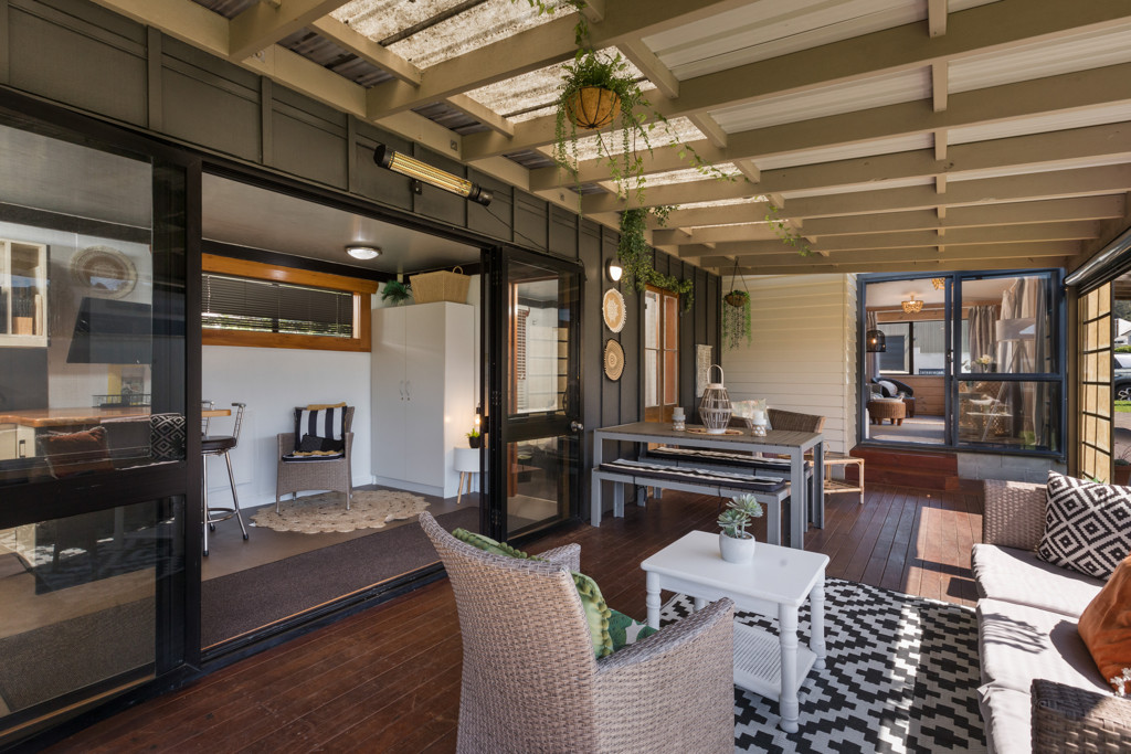 42 Beach Road, Waihi Beach