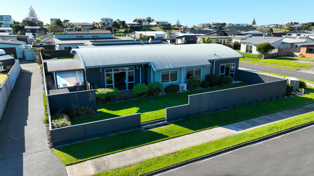 Waihi Beach Properties for Sale Harcourts Goldstar
