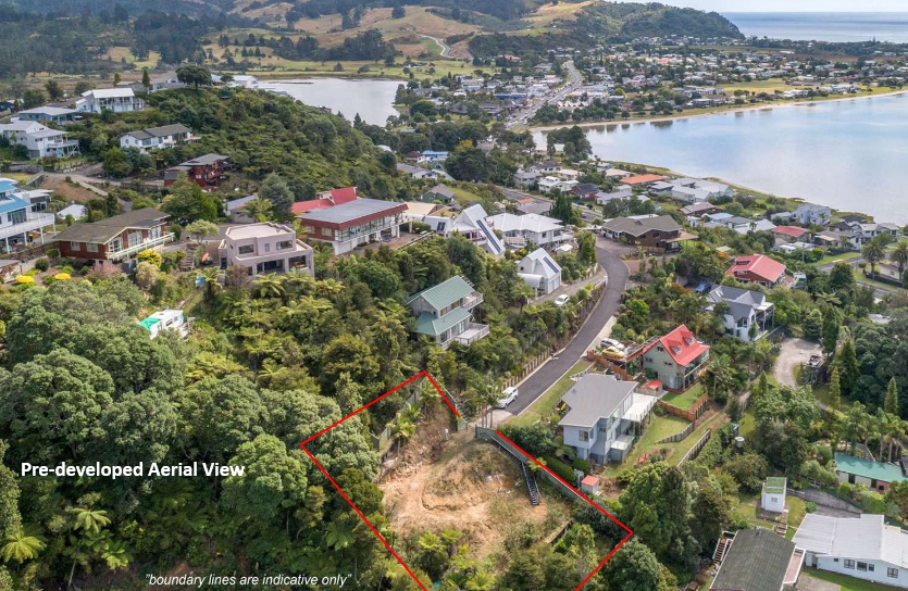 30 Pine Grove, Tairua