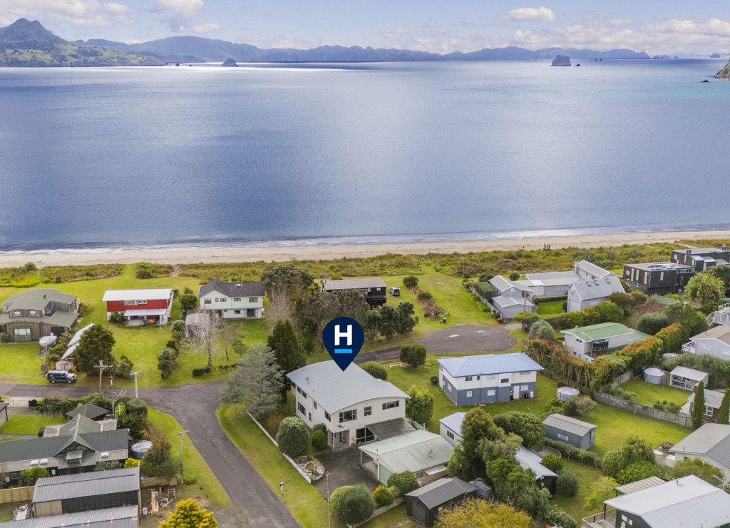 16 Endeavour Place, Cooks Beach