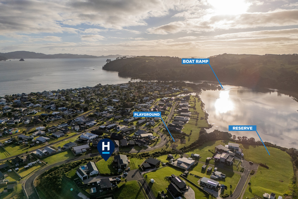 7 Joyce Harsant Place, Cooks Beach