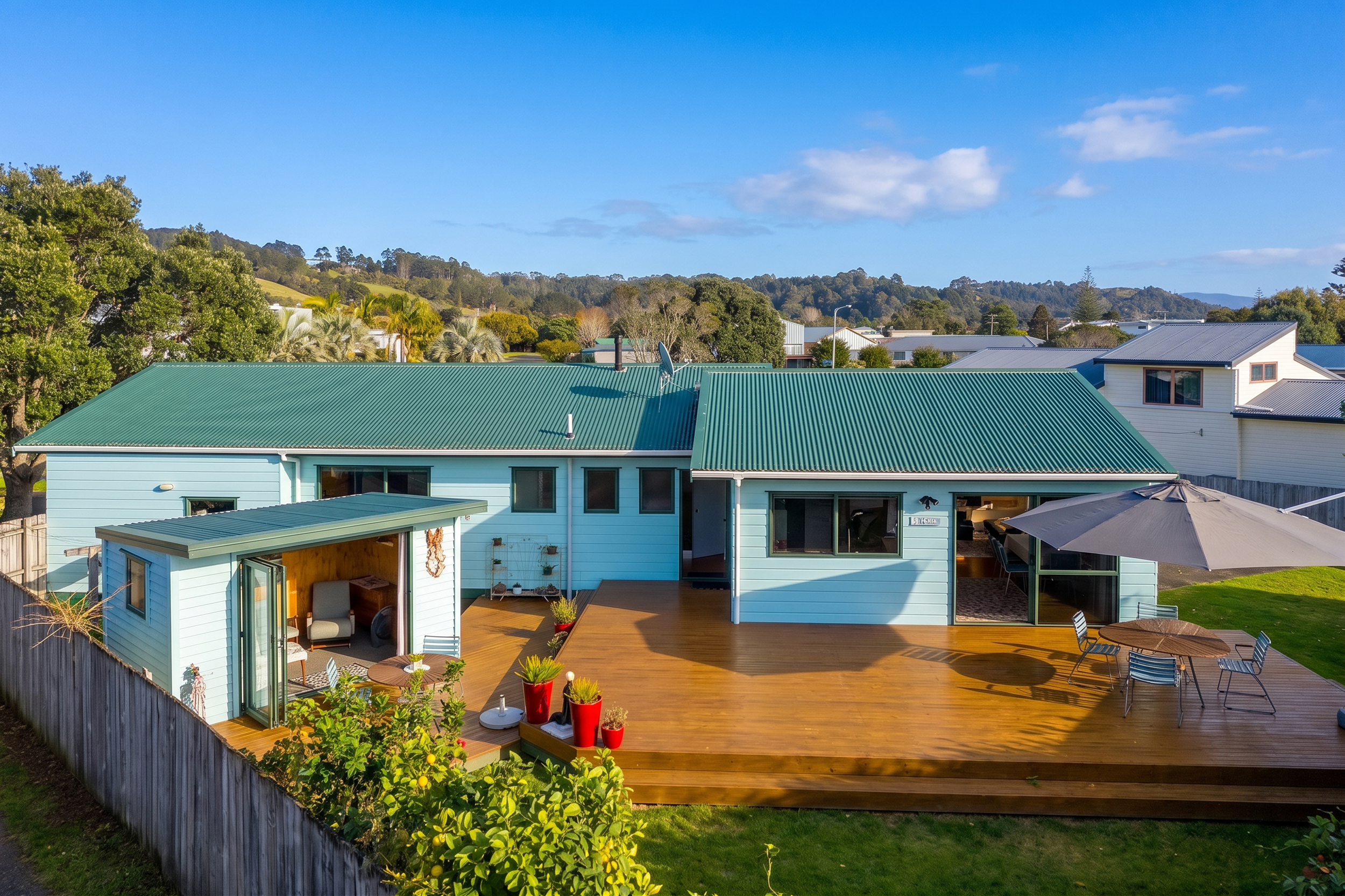 13 Charles Green, Cooks Beach