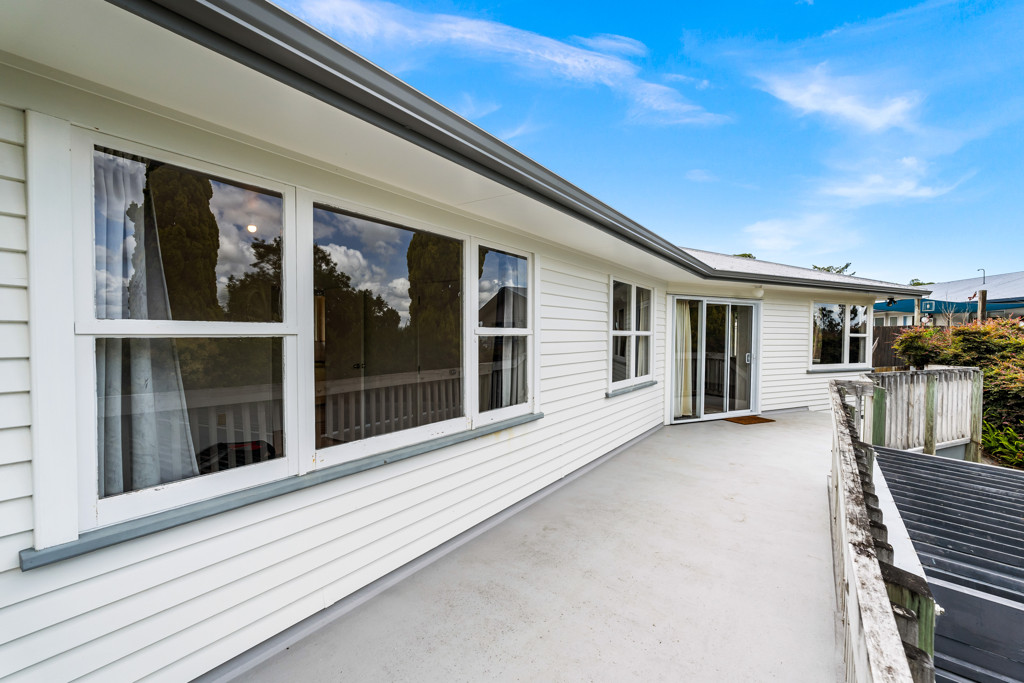 8 Memorial Drive, Parahaki