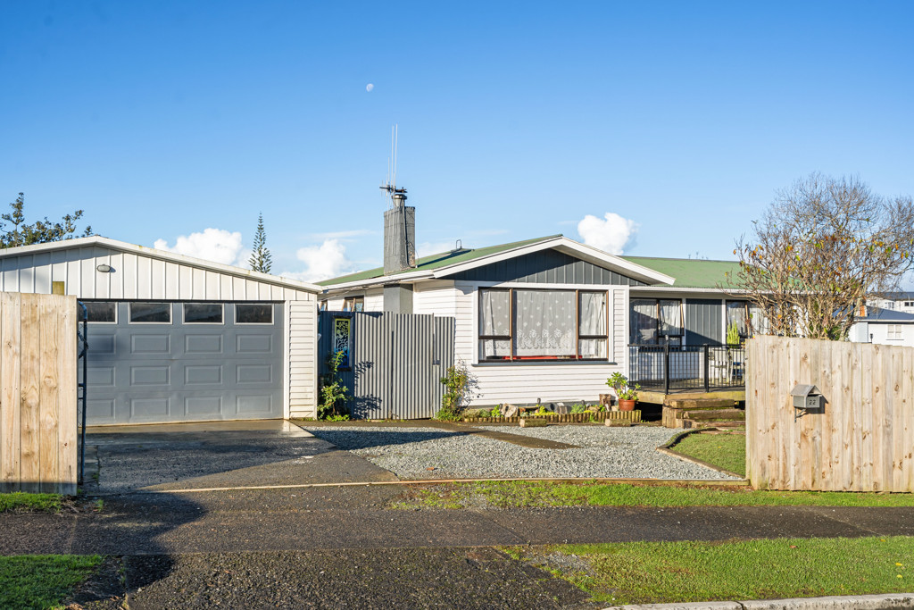 22 Manapouri Street, Tikipunga