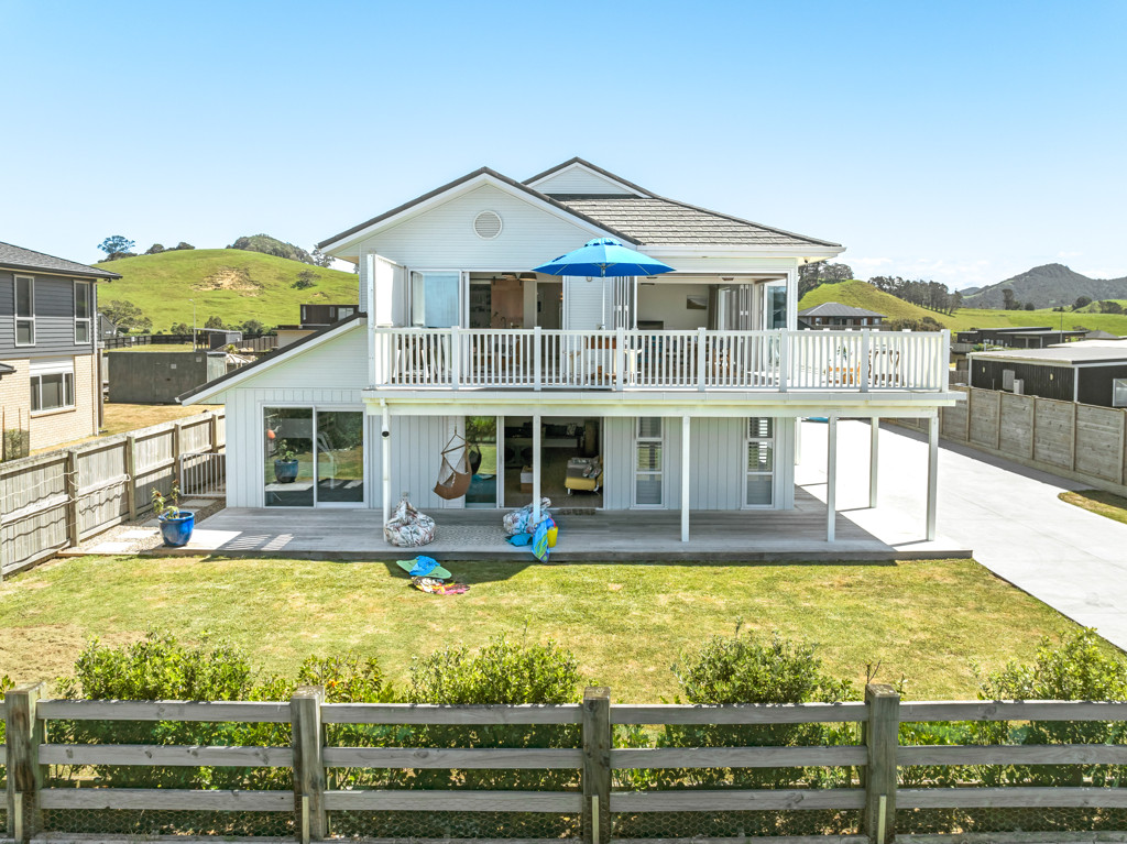 3 Christie Close, Pataua North