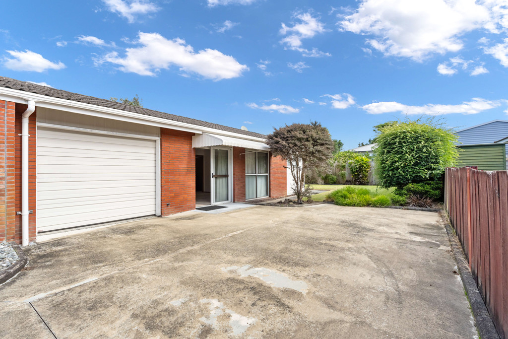 12C Armstrong Avenue, Woodhill