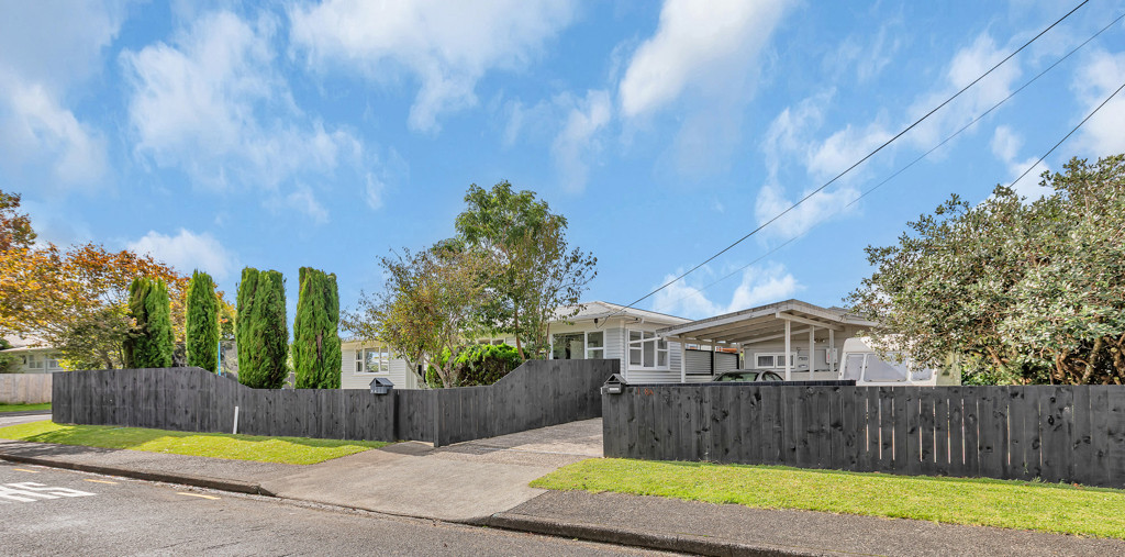 8A Denby Crescent, Tikipunga