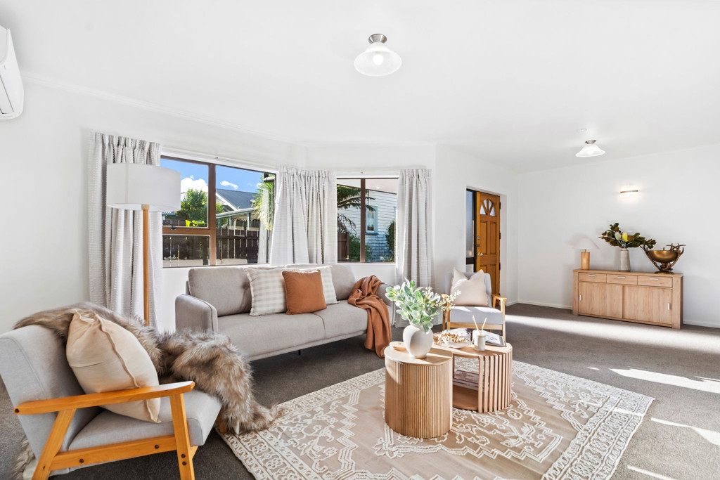 14B North Street, Woodhill