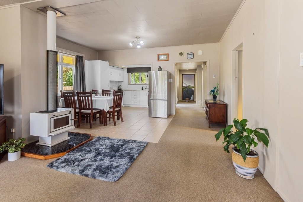 89 Great North Road, Te Kamo