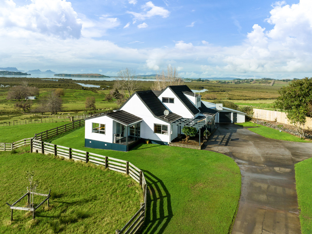 62 Toetoe Road, Otaika NZ