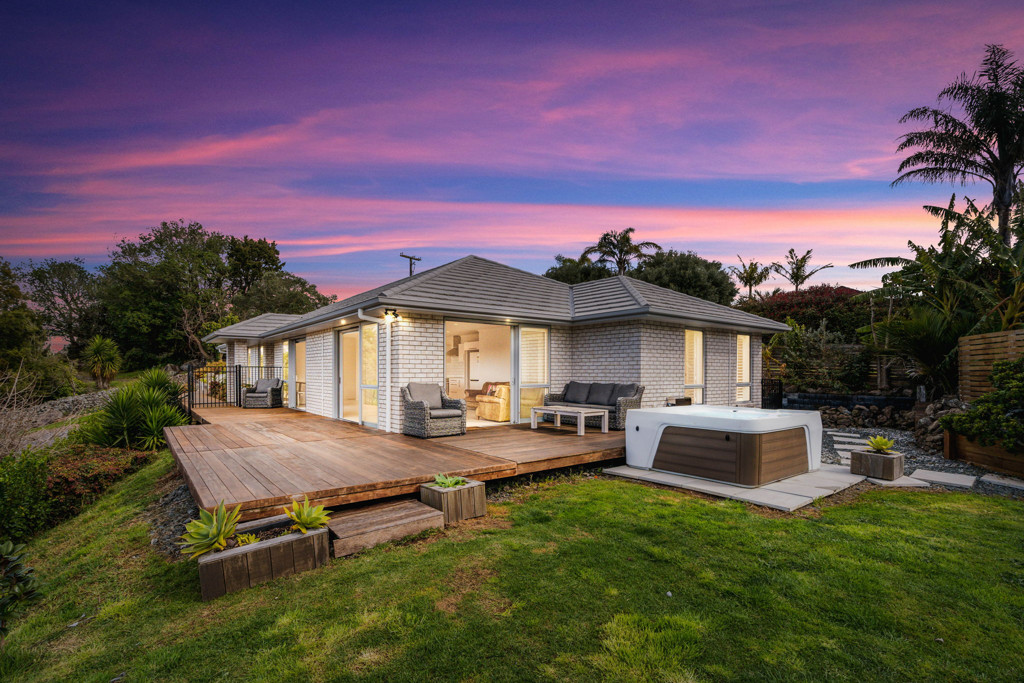 25 Golf Harbour Drive, Maunu NZ