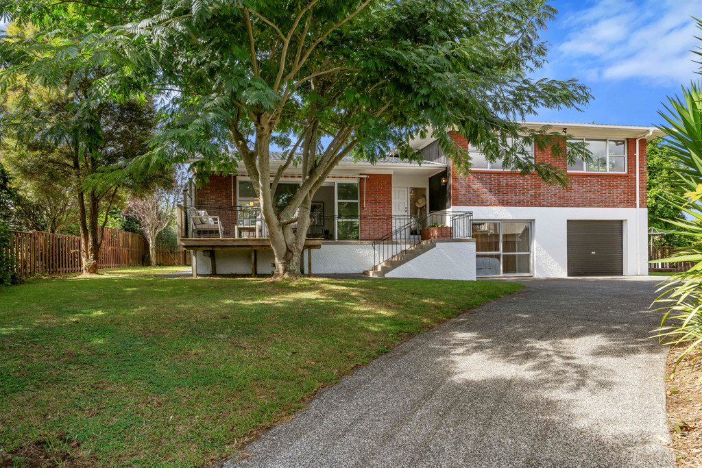 60 Fisher Terrace, Kamo NZ
