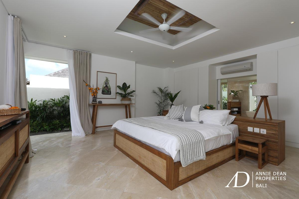 LEASEHOLD BOUTIQUE VILLA COMPLEX IN BERAWA - 7 VILLAS, PRIME LOCATION