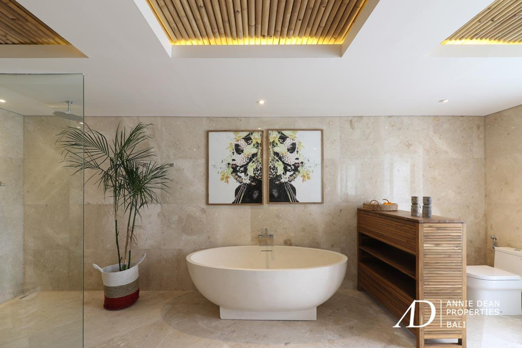 LEASEHOLD BOUTIQUE VILLA COMPLEX IN BERAWA - 7 VILLAS, PRIME LOCATION