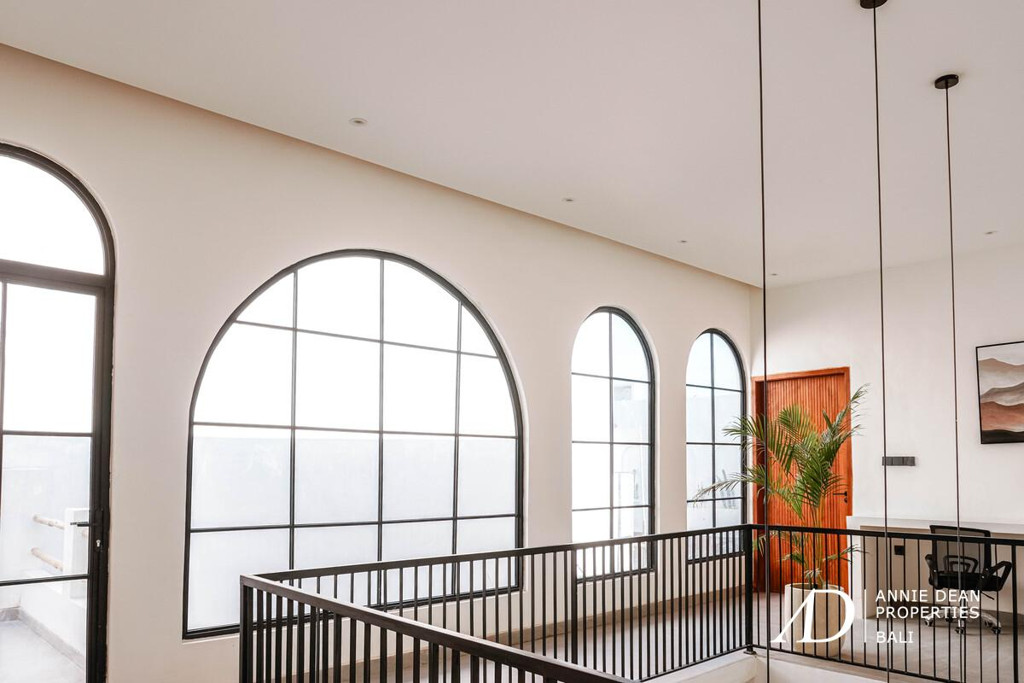 FREEHOLD / LEASEHOLD BRAND NEW MEDITTERANEAN IN STYLE 