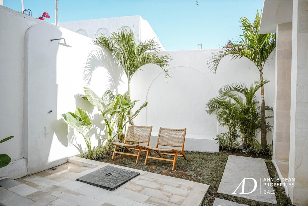 FREEHOLD / LEASEHOLD BRAND NEW MEDITTERANEAN IN STYLE 