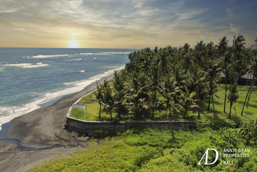 FREEHOLD & LEASEHOLD | BEACHFRONT DEVELOPMENT LAND IN CEMAGI