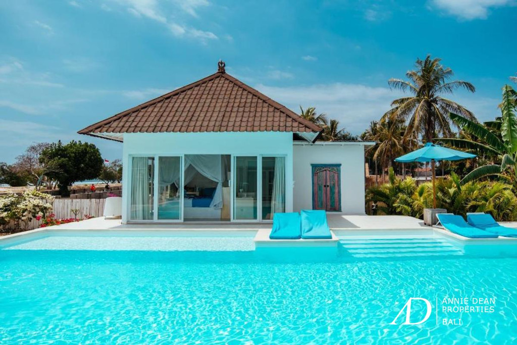 FREEHOLD 9-BEDROOM BEACHFRONT RESORT IN GILI LOMBOK