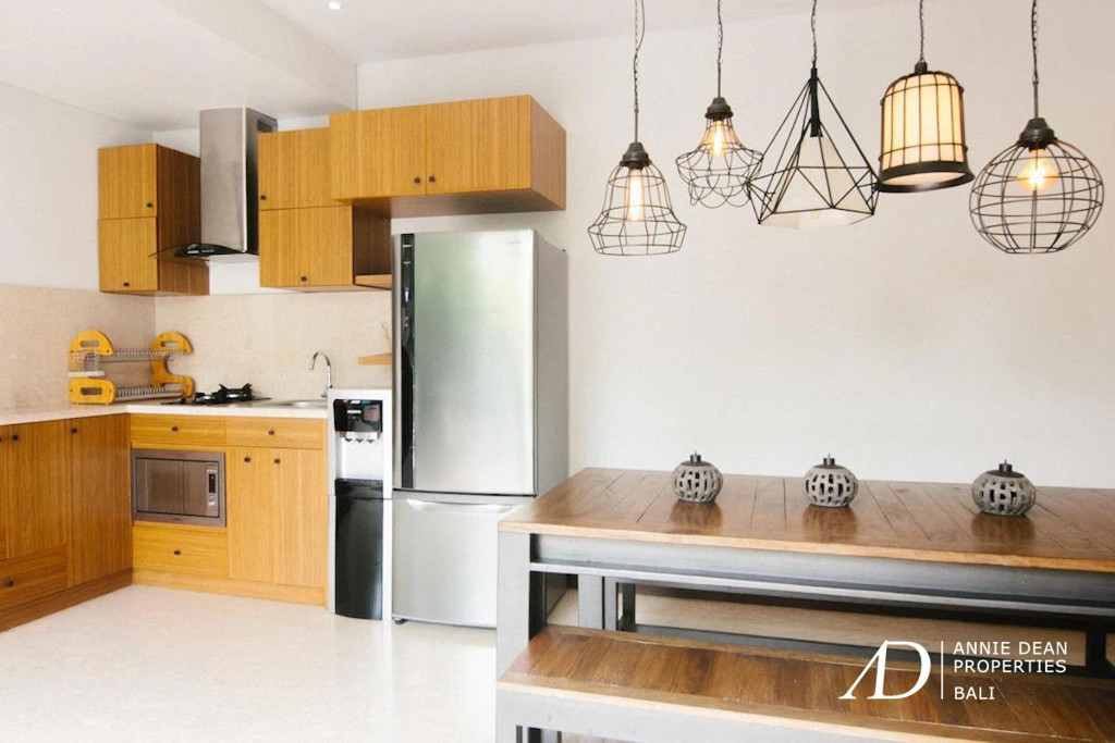 FREEHOLD RESIDENCE COMPLEX OF 5 PRIVATE VILLAS IN SEMINYAK