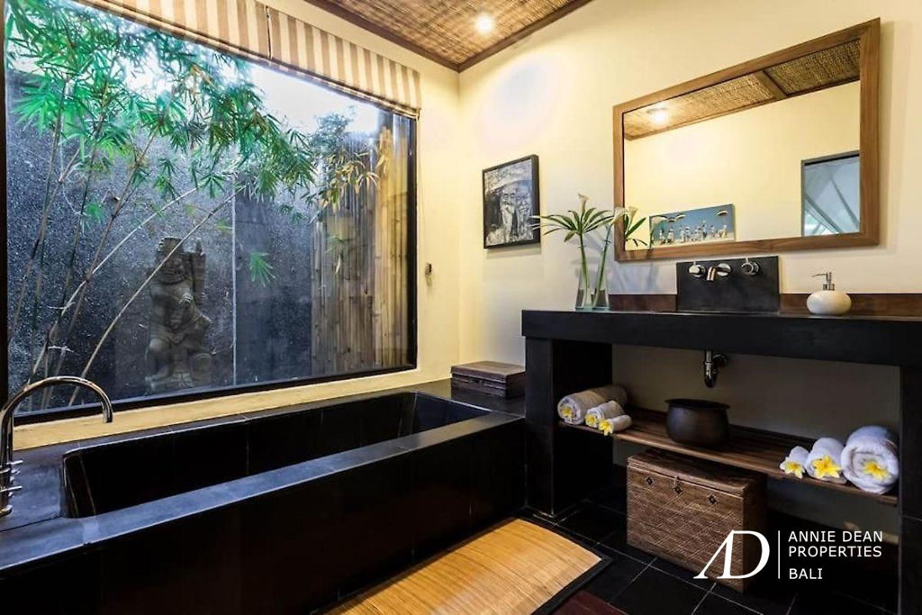 FREEHOLD TURNKEY VILLA COMPLEX IN PRIME JIMBARAN, EXCELLENT INVESTMENT OPPORTUNITY 