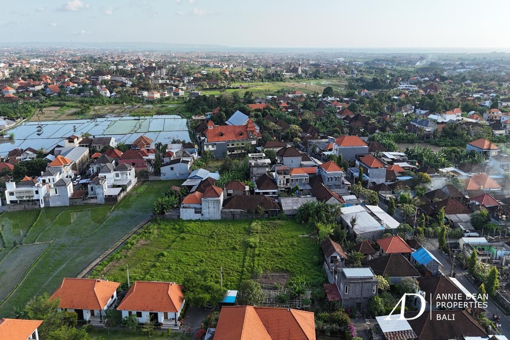 GOOD DEAL  LEASEHOLD LAND 20 ARE IN TUMBAK BAYUH