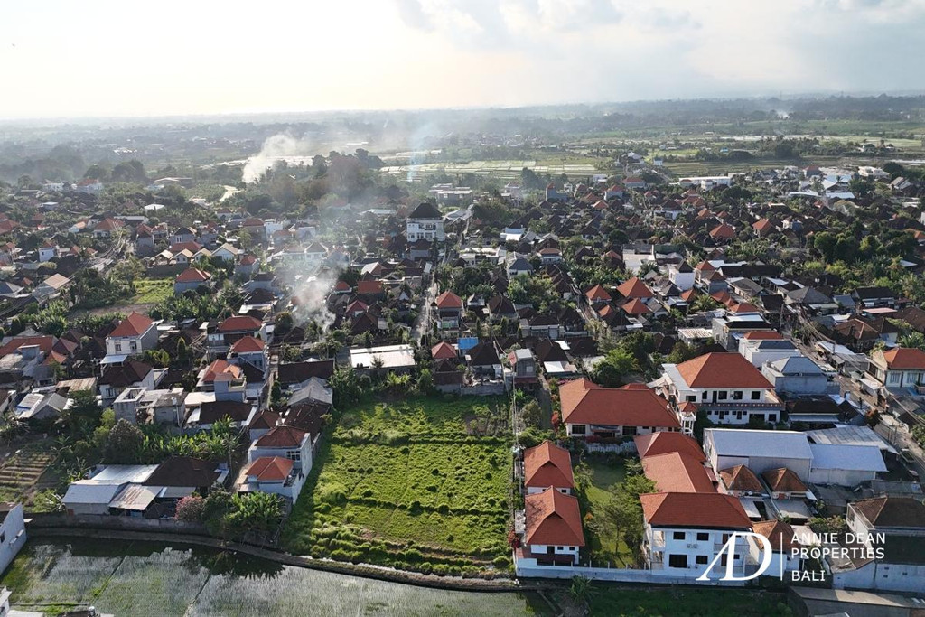 GOOD DEAL  LEASEHOLD LAND 20 ARE IN TUMBAK BAYUH