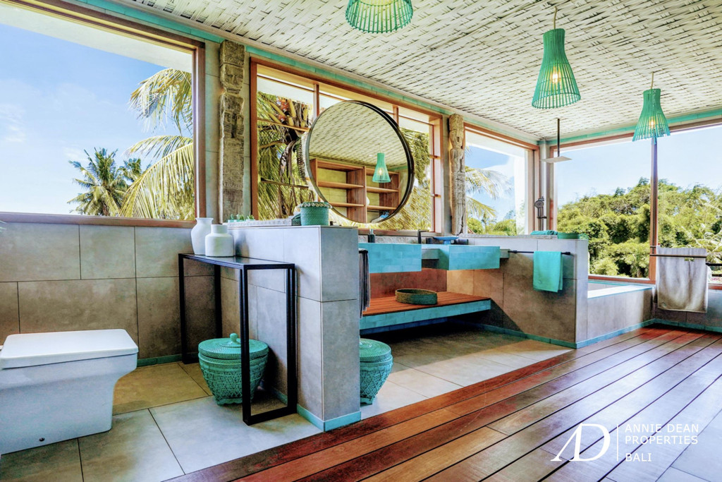 YEARLY RENTAL 5-BED VILLA OFFERS STUNNING PADDI VIEWS