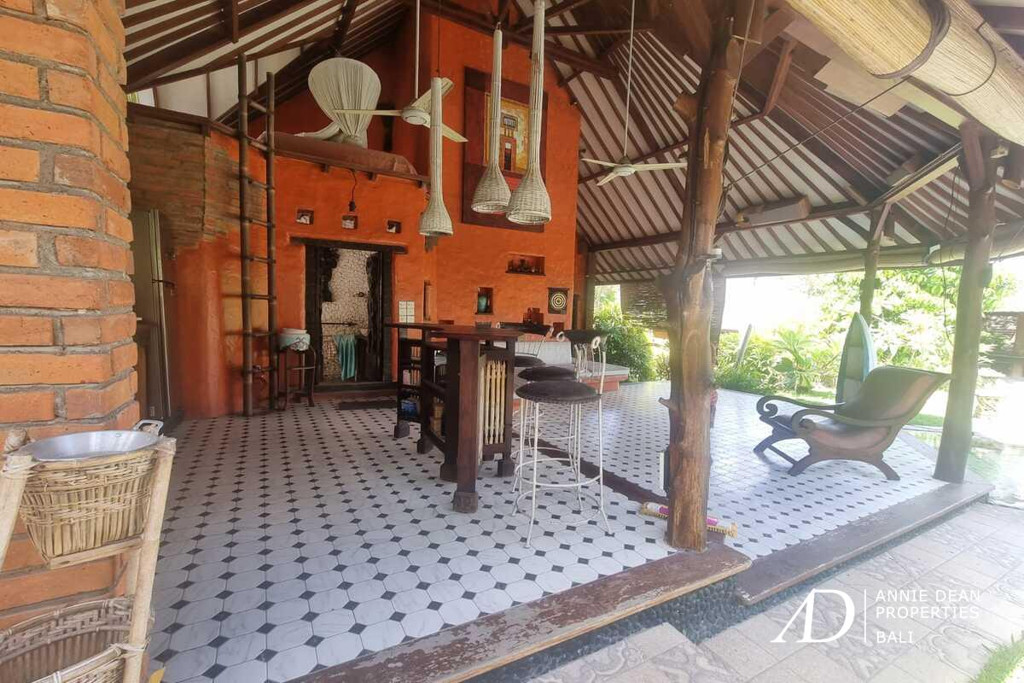 LEASEHOLD (9 Years) | SINGLE-LEVEL VILLA WITH LARGE GARDEN