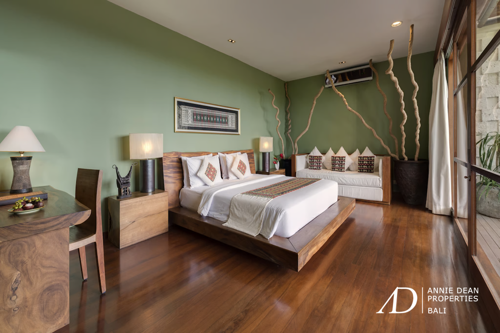 FREEHOLD | ICONIC LUXURY ESTATE WITH 180° OCEAN VIEWS - JIMBARAN