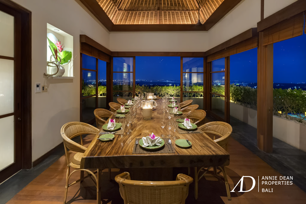 FREEHOLD | ICONIC LUXURY ESTATE WITH 180° OCEAN VIEWS - JIMBARAN