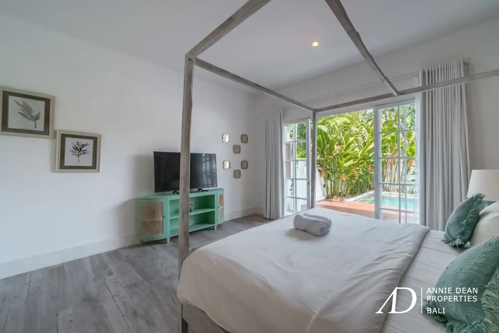 YEARLY RENTAL 3-BEDROOM MEDITERRANEAN-STYLE 