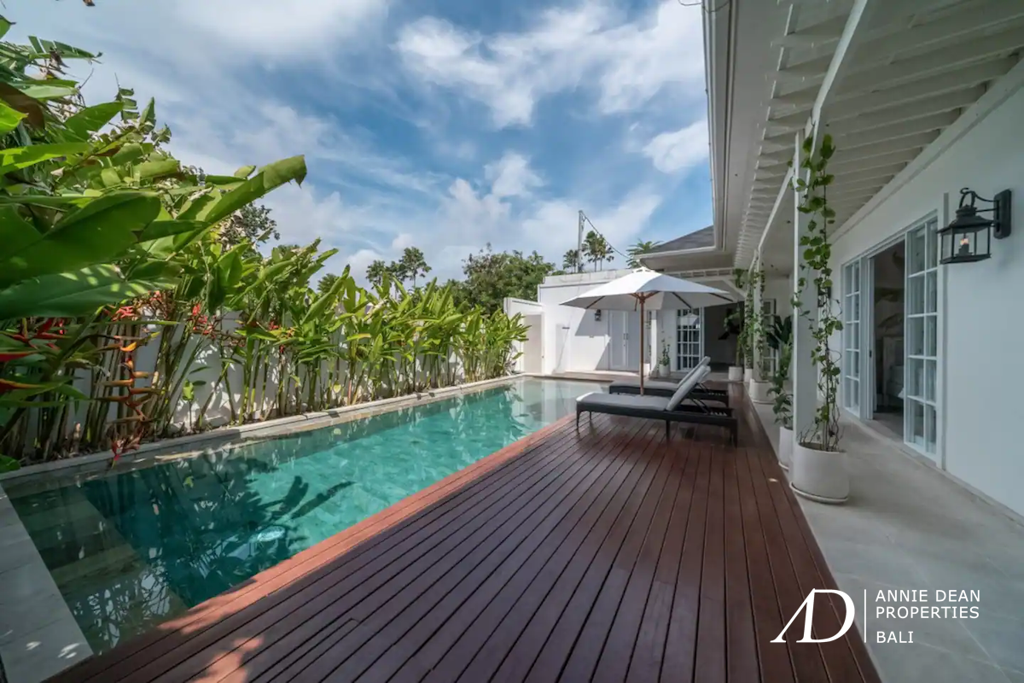 YEARLY RENTAL 3-BEDROOM MEDITERRANEAN-STYLE 