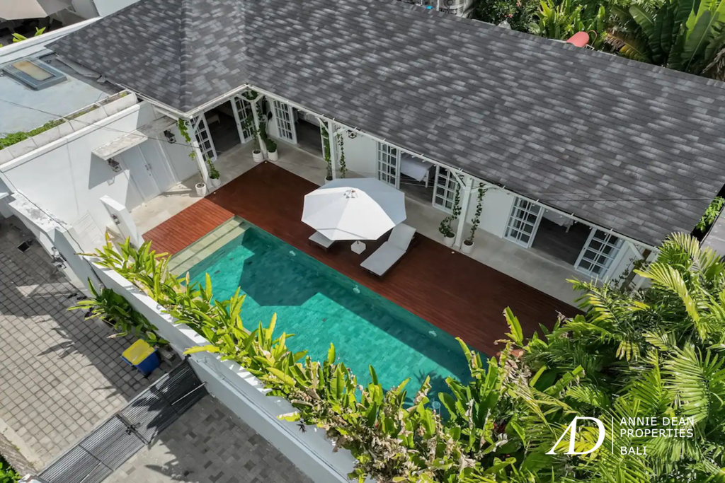 YEARLY RENTAL 3-BEDROOM MEDITERRANEAN-STYLE 