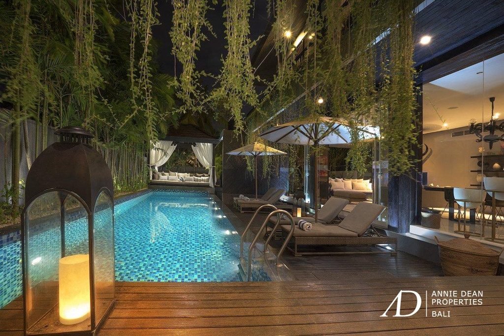 FREEHOLD | LUXURY VILLA 300M FROM SEMINYAK BEACH IN PRESTIGIOUS ESTATE