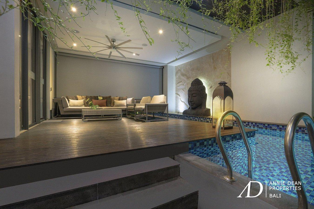 FREEHOLD | LUXURY VILLA 300M FROM SEMINYAK BEACH IN PRESTIGIOUS ESTATE