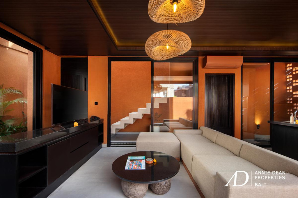 FREEHOLD/LEASEHOLD EARTH VILLA SMART VILLA IN CANGGU