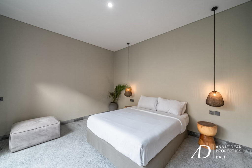 LEASEHOLD SINGLE LEVEL 2-BEDROOM VILLA IN UMALAS