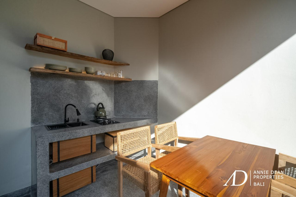 LEASEHOLD SINGLE LEVEL 2-BEDROOM VILLA IN UMALAS