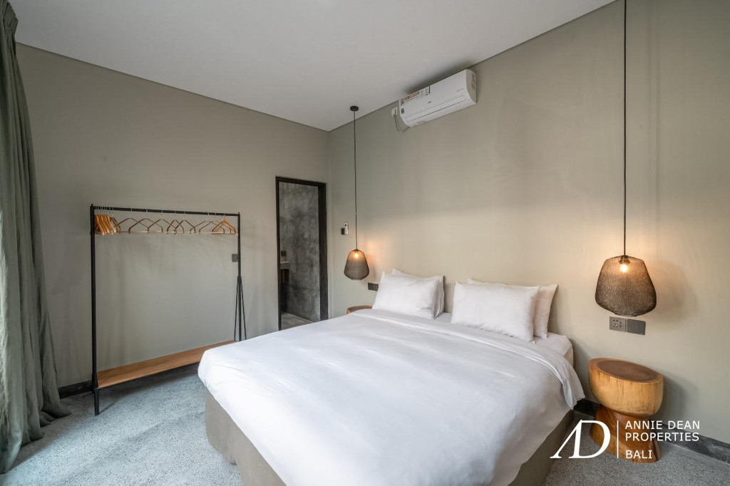 LEASEHOLD SINGLE LEVEL 2-BEDROOM VILLA IN UMALAS