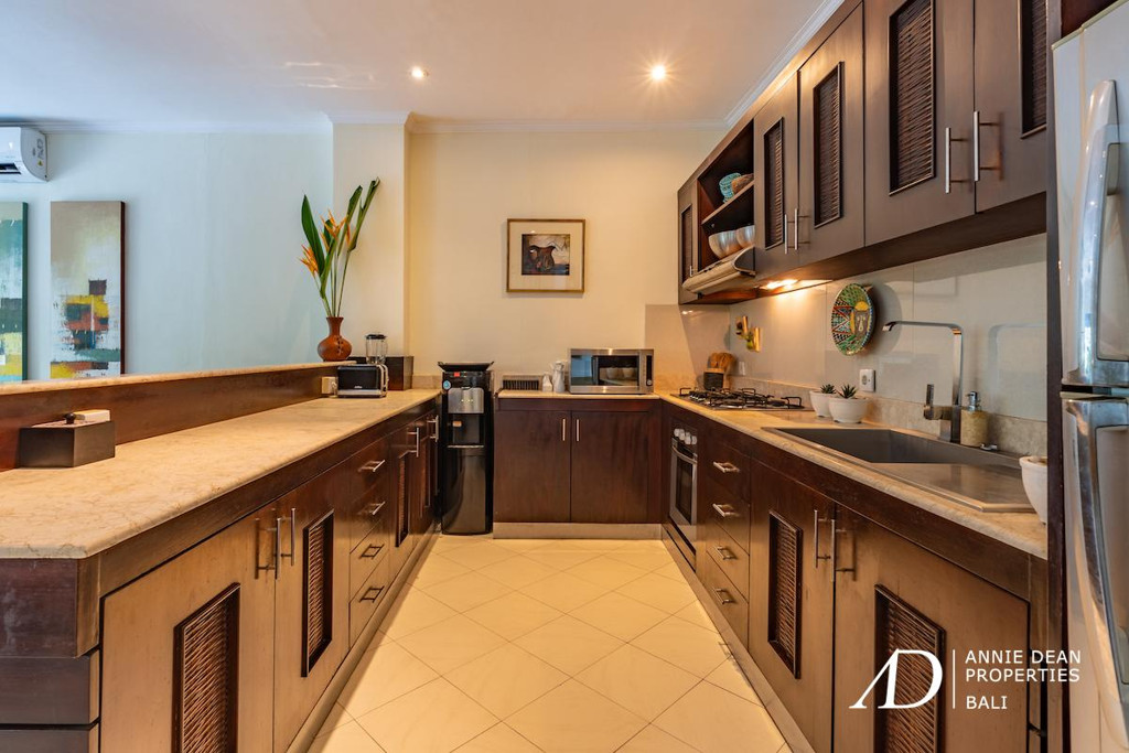 FREEHOLD | 2-BEDROOM VILLA JUST 100M FROM THE BEACH IN SEMINYAK