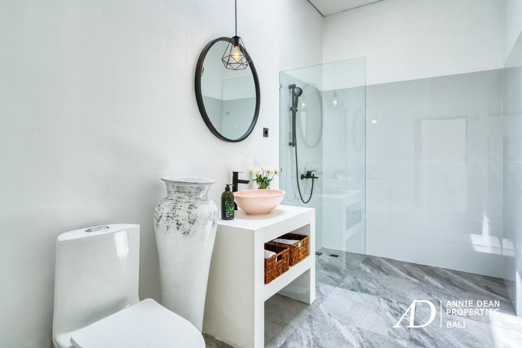 LEASEHOLD BRAND NEW 2-BEDROOM SINGLE-LEVEL VILLA WITH 420 SQM LAND IN UNGASAN