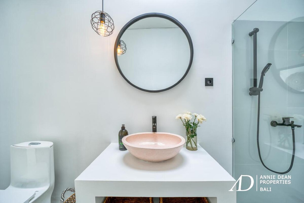 LEASEHOLD BRAND NEW 2-BEDROOM SINGLE-LEVEL VILLA WITH 420 SQM LAND IN UNGASAN