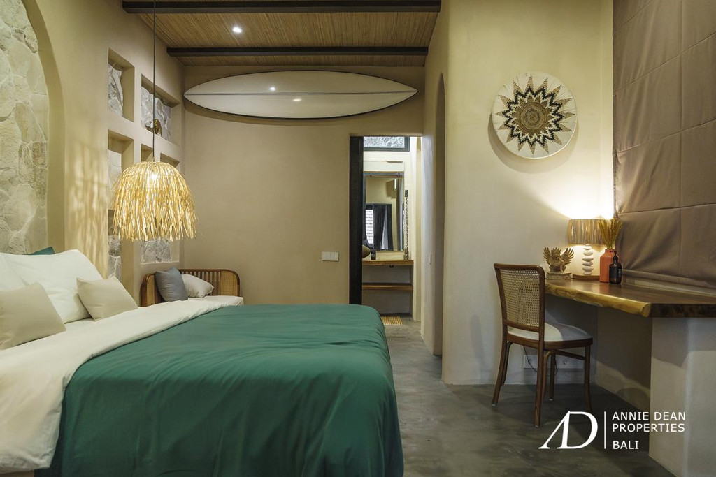 LEASEHOLD | MODERN TROPICAL VILLA WITH SUNKEN LOUNGE IN PRIME JIMBARAN