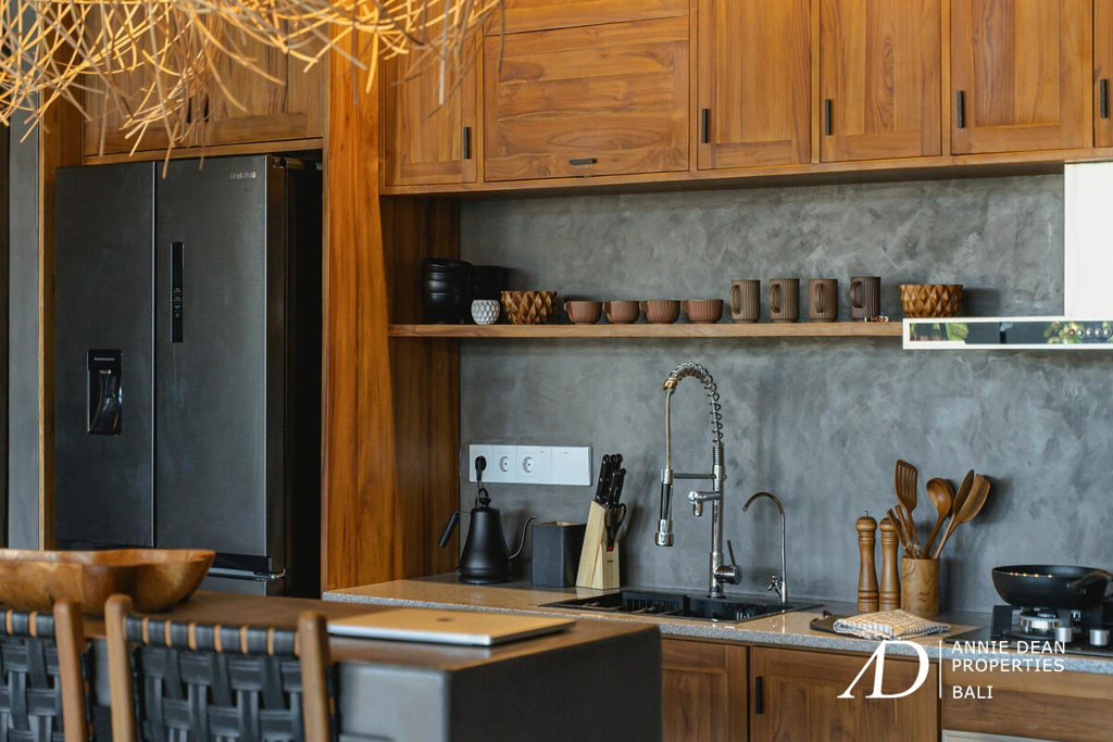 LEASEHOLD | MODERN TROPICAL VILLA WITH SUNKEN LOUNGE IN PRIME JIMBARAN