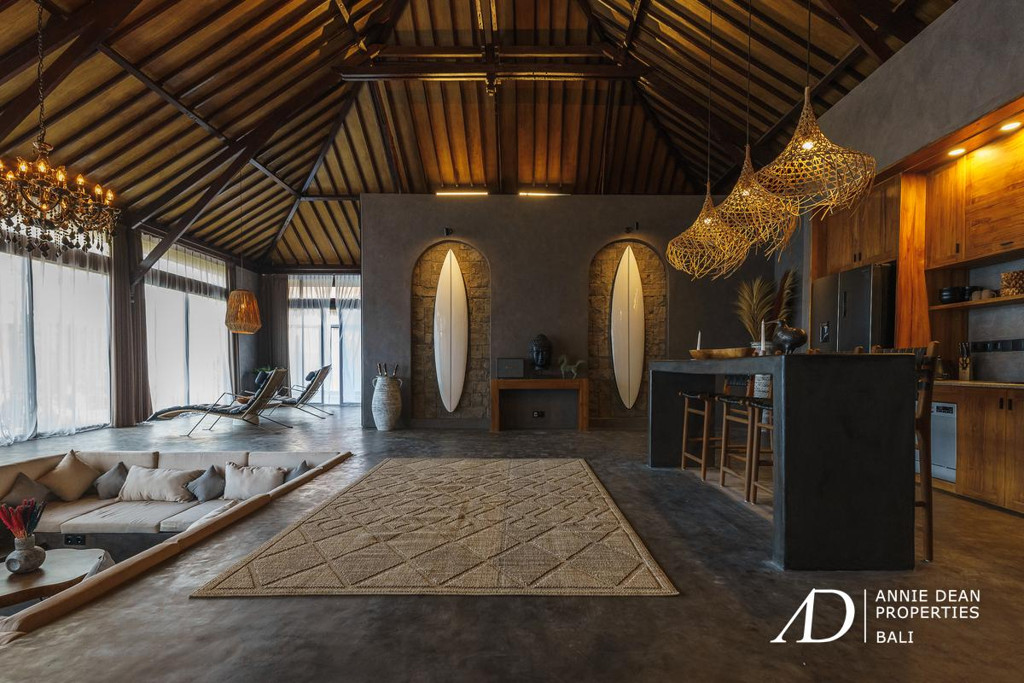 LEASEHOLD | MODERN TROPICAL VILLA WITH SUNKEN LOUNGE IN PRIME JIMBARAN