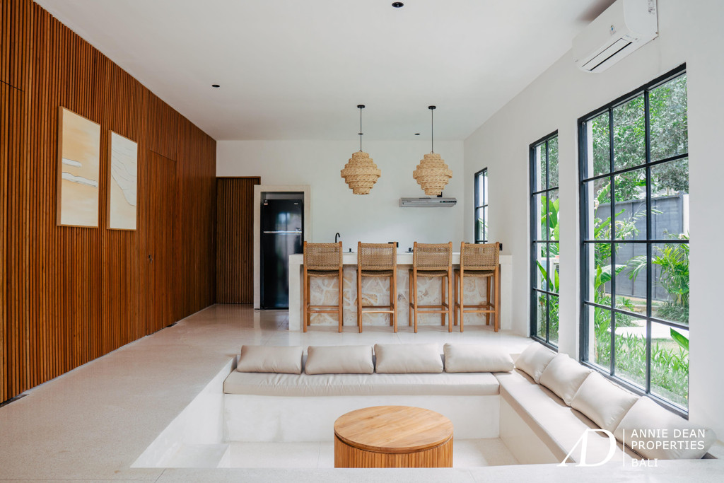 LEASEHOLD BRAND NEW 3 BEDROOM VILLA IN BALANGAN