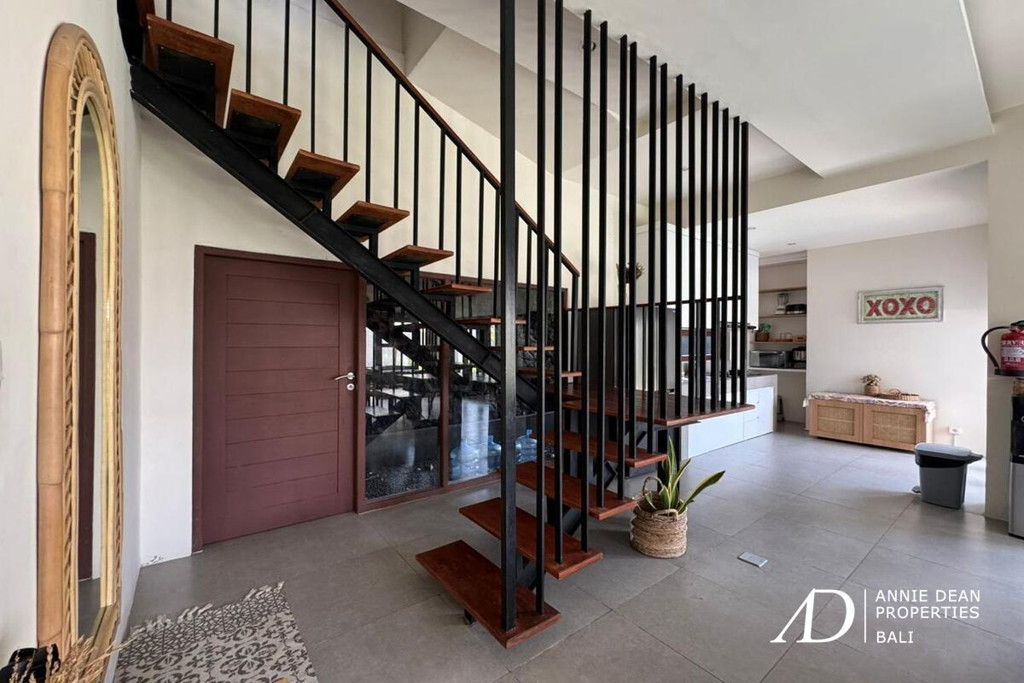 FREEHOLD | TROPICAL STYLE 3-BEDROOM VILLA IN MUNGGU 