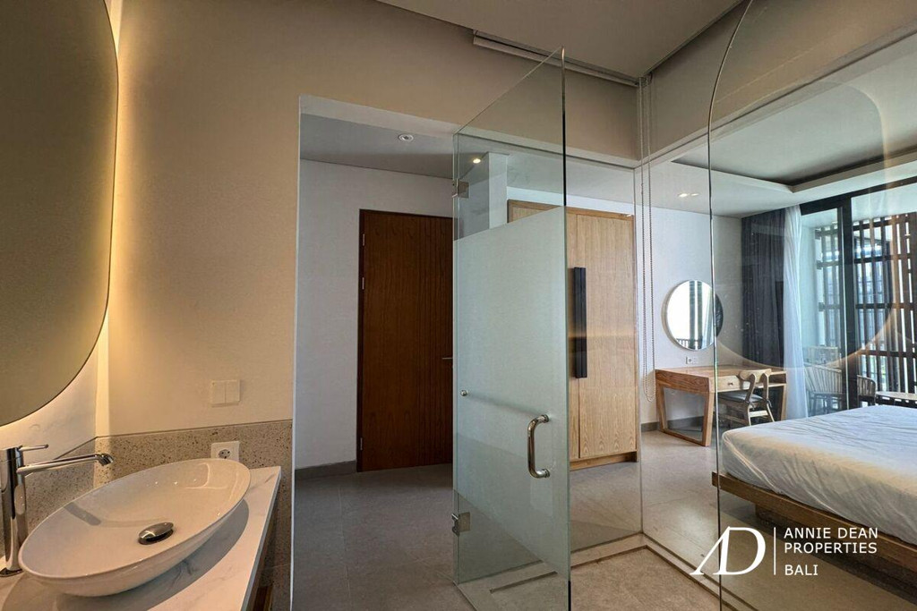  FREEHOLD | BRAND NEW VILLA IN SECURE COMPLEX NEAR BATU BOLONG