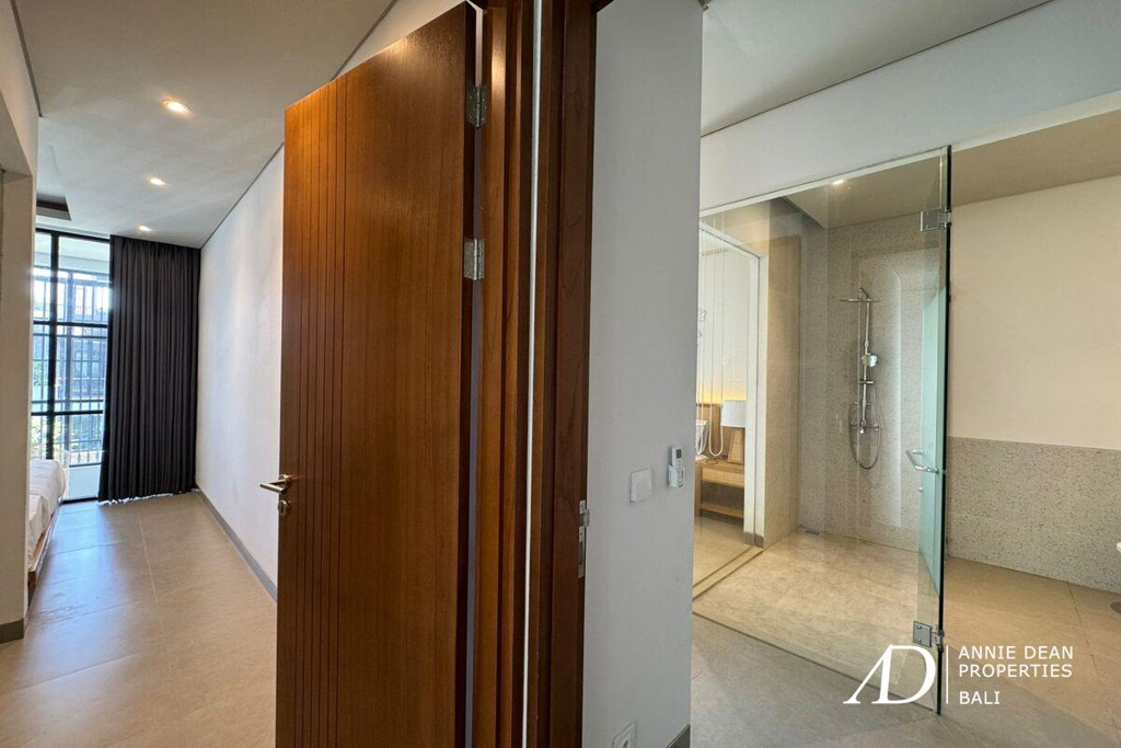  FREEHOLD | BRAND NEW VILLA IN SECURE COMPLEX NEAR BATU BOLONG